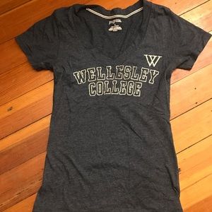 Wellesley college tee shirt